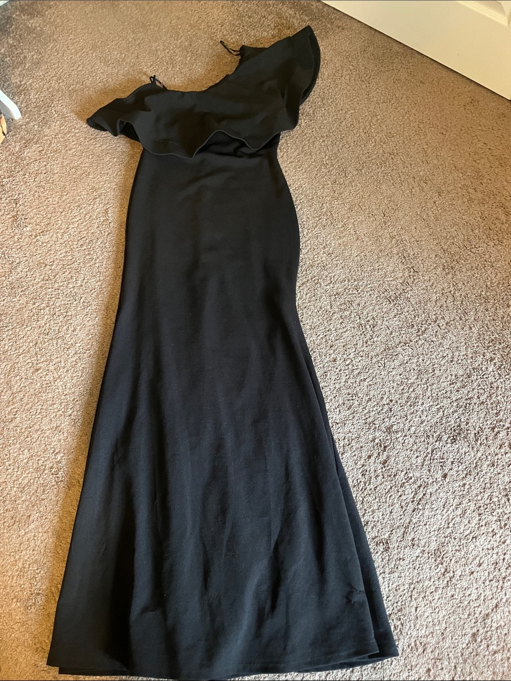 Lulu's Black One-Shoulder Ruffle Gown